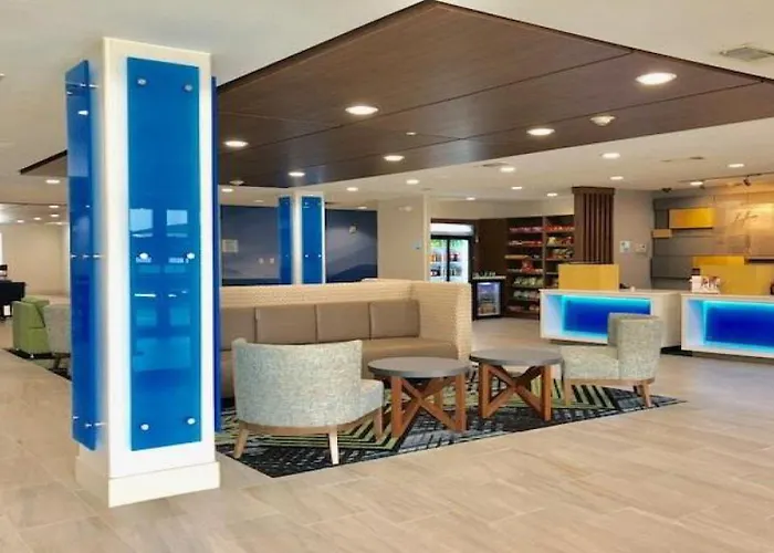 Holiday Inn Express Hotel & Suites Mount Pleasant By Ihg