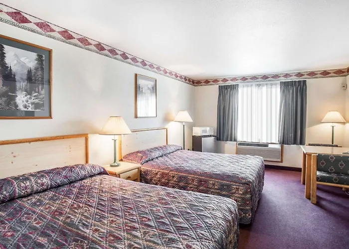 Rodeway Inn & Suites