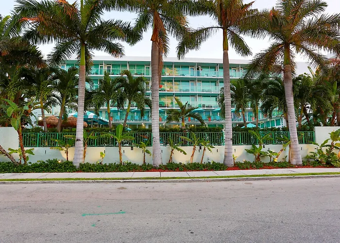 Best Western Plus Oceanside Inn