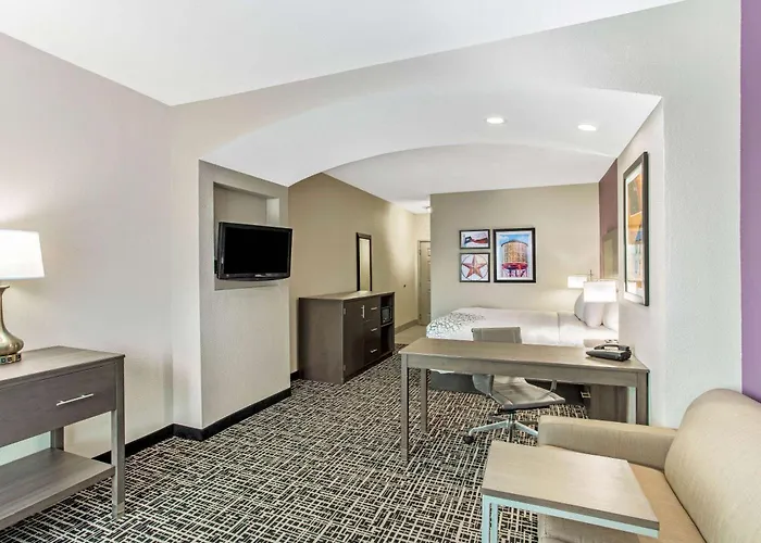 La Quinta By Wyndham Hillsboro