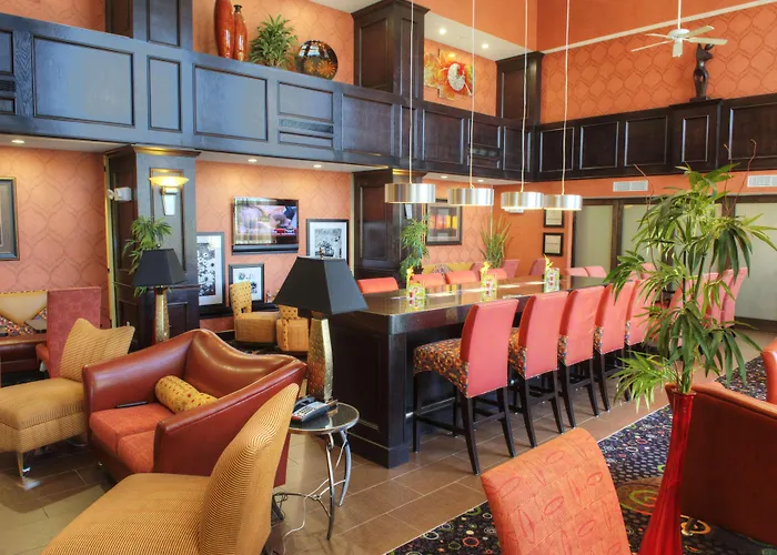 Hampton Inn And Suites Dallas/Lewisville-Vista Ridge Mall