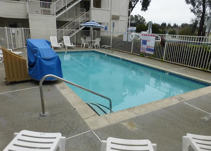 Econo Lodge