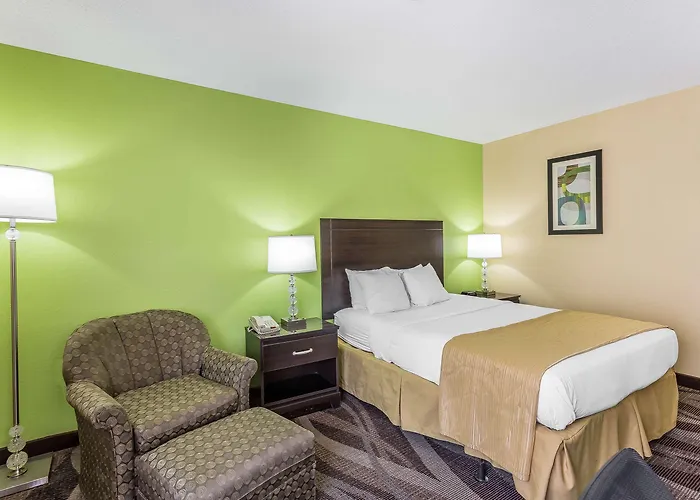 Quality Inn Warsaw I-40