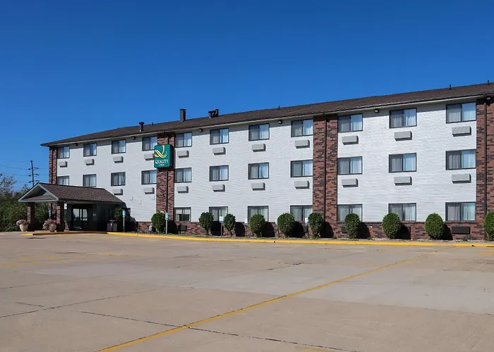 Quality Inn & Suites Bloomington I-55 And I-74