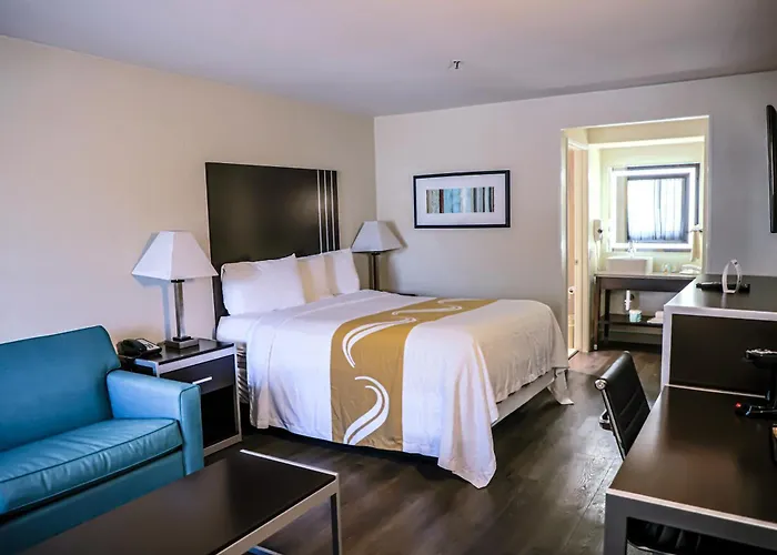 Quality Inn & Suites Camarillo-Oxnard