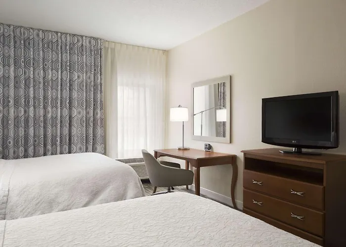 Hampton Inn Findlay