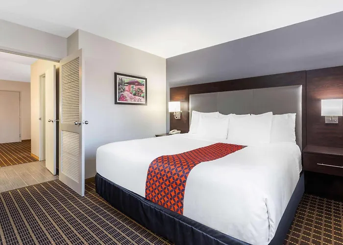 La Quinta By Wyndham Rockford