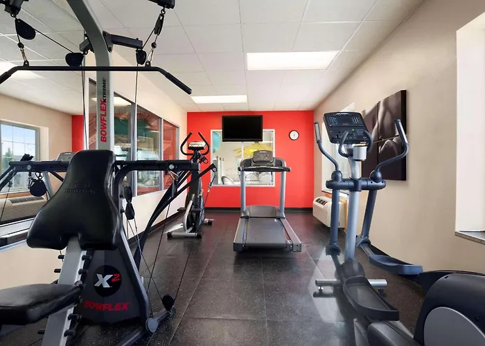 Country Inn & Suites By Radisson Bismarck Waterpark