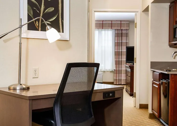 Country Inn & Suites By Radisson, Milwaukee West Brookfield , Wi