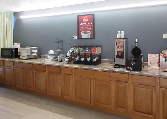 Econo Lodge Paducah West I-24