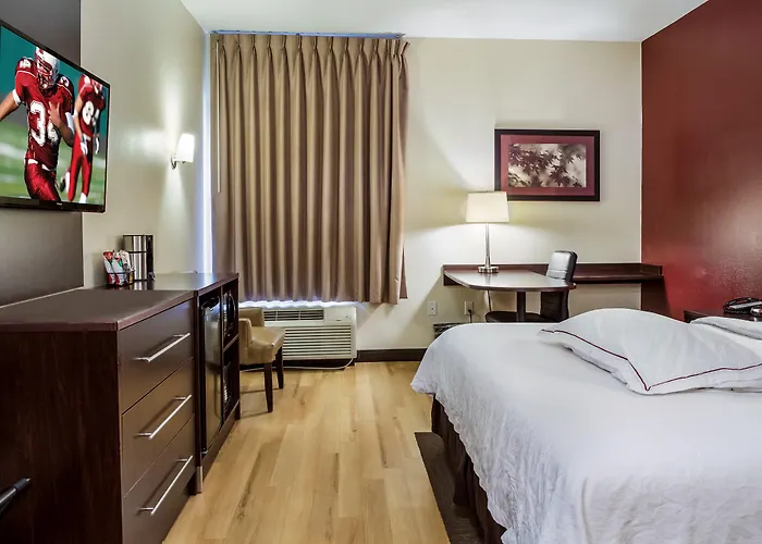 Red Roof Inn Plus+ Boston - Logan