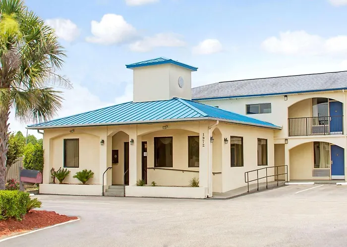 Super 8 By Wyndham Walterboro