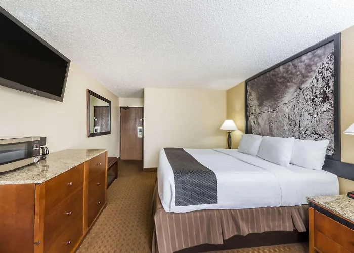 Super 8 By Wyndham Canon City