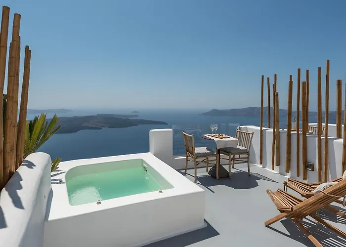 Cocoon Suites (Adults Only)