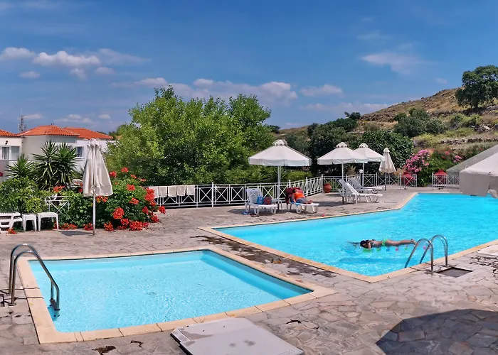 Akti Hotel & Apartments