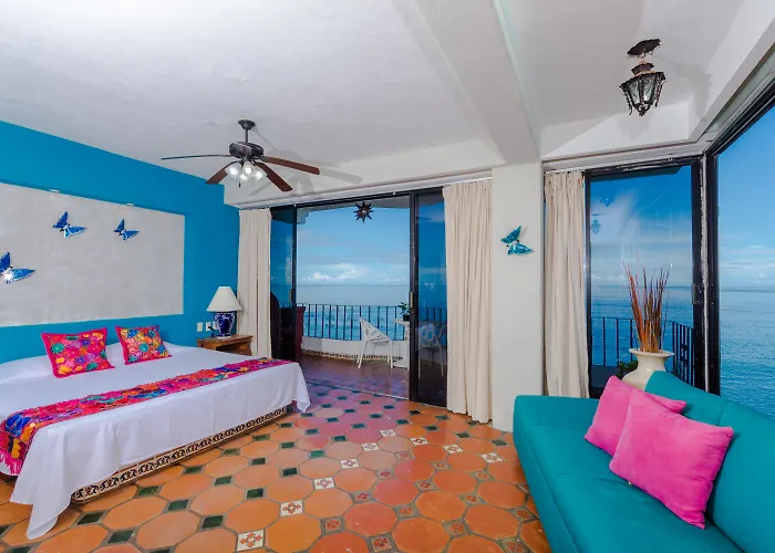 Mar Sereno Hotel & Suites