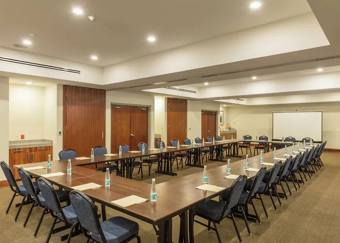 Hampton Inn & Suites By Hilton Los Cabos