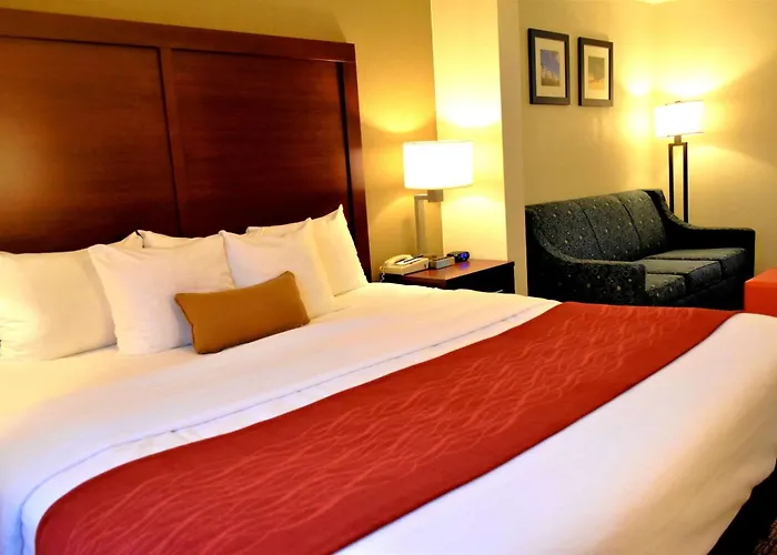 Comfort Inn & Suites Greenville I-70