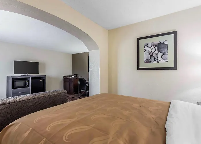Quality Inn & Suites Salisbury South