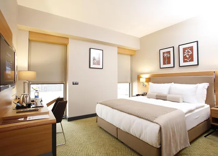 Mia City Hotel