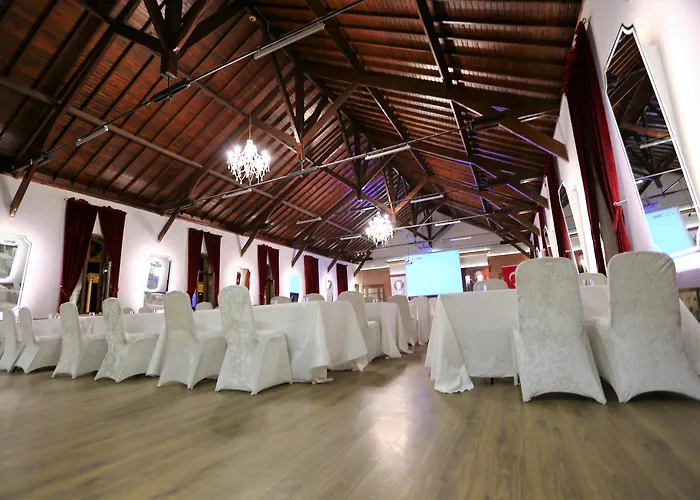 Montania Special Class Hotel