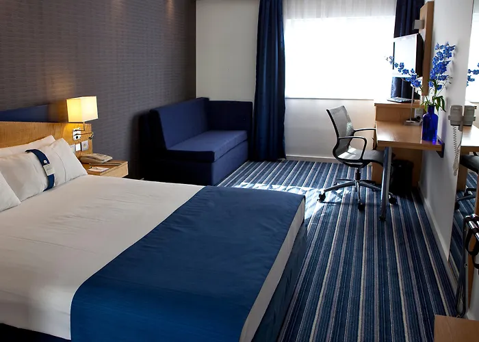 Holiday Inn Express Mechelen City Centre By Ihg