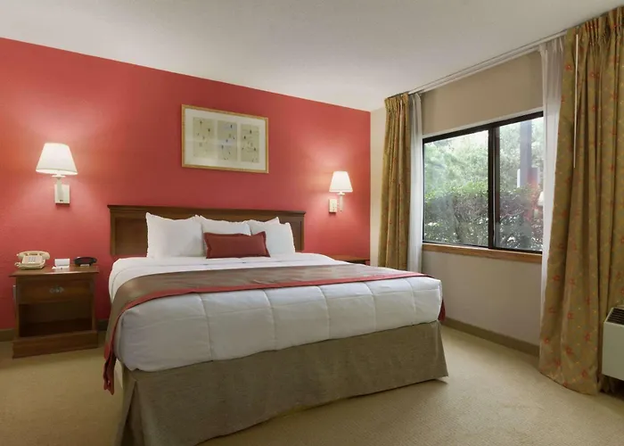Ramada By Wyndham Raleigh
