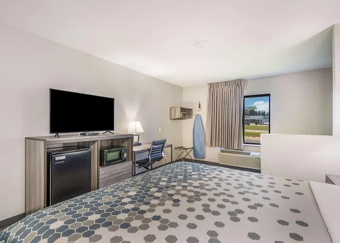 Sonesta Essential Des Moines