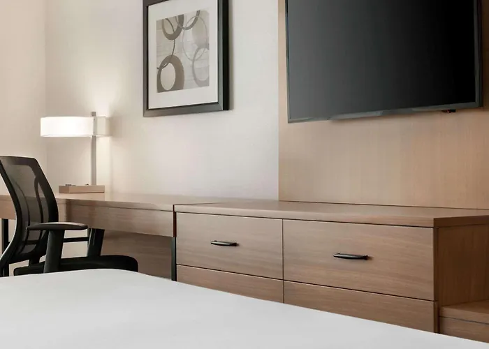 Wingate By Wyndham Cincinnati Blue Ash
