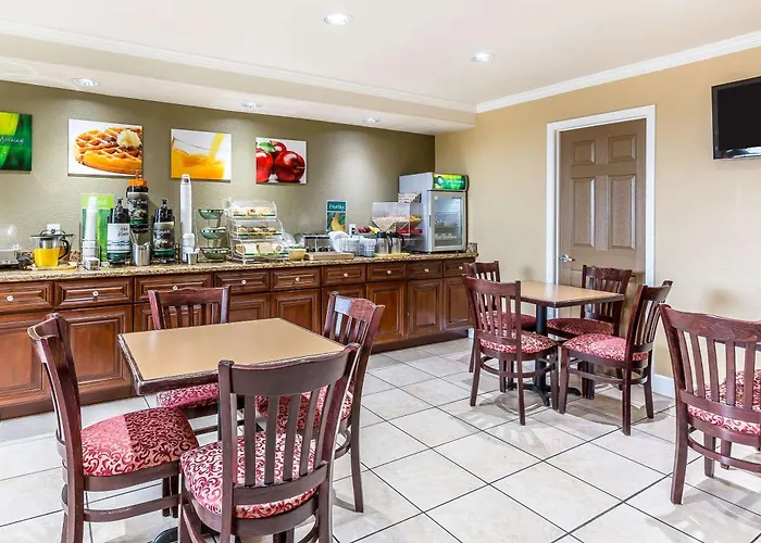 Quality Inn Near Hearst Castle