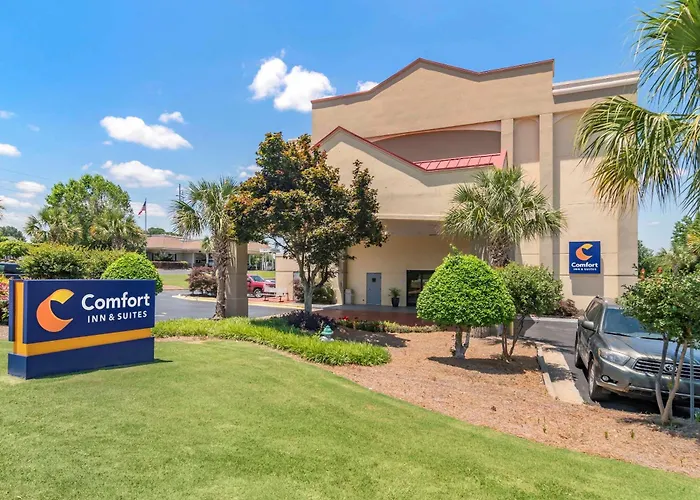 Comfort Inn & Suites Athens North