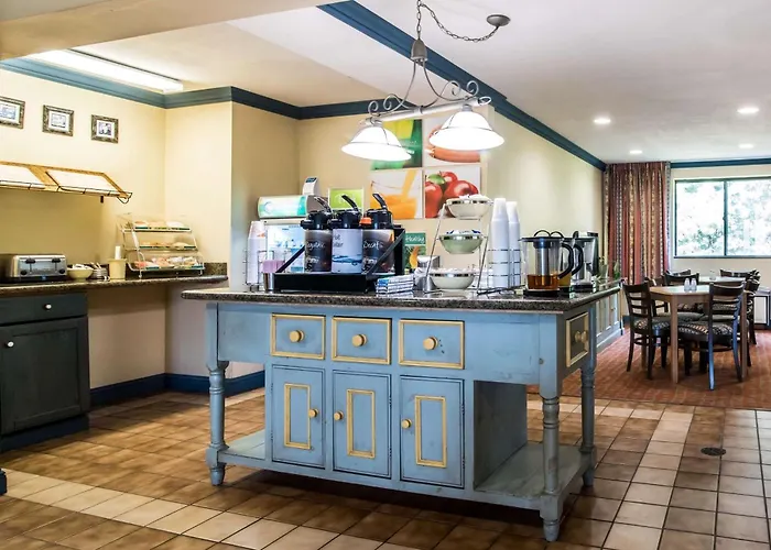 Quality Inn Cortland - University Area