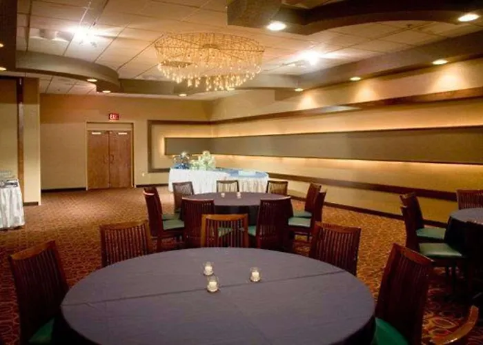 The Woodlands Inn