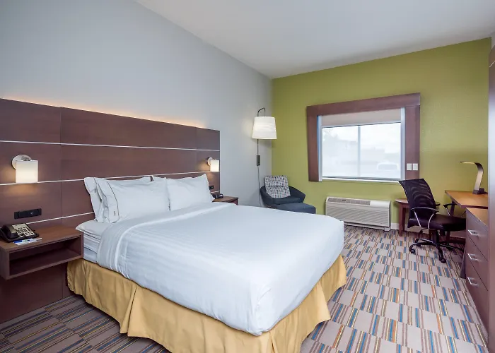Holiday Inn Express And Suites Quakertown - Allentown Area By Ihg