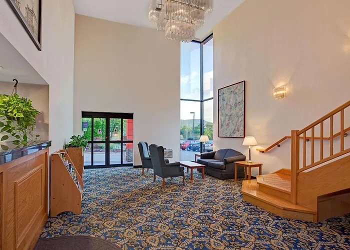 Super 8 By Wyndham Mahwah