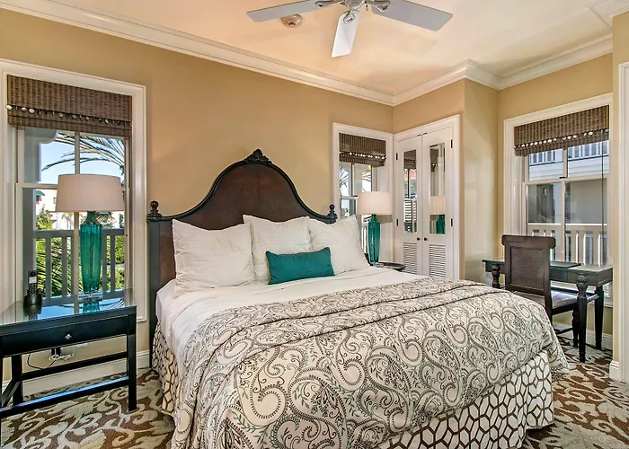 Beach Village At The Del, Lxr Hotels & Resorts
