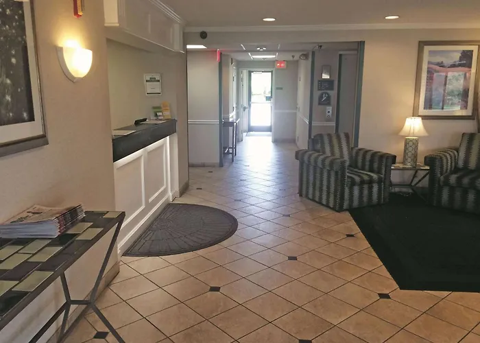 La Quinta By Wyndham Chicago Gurnee