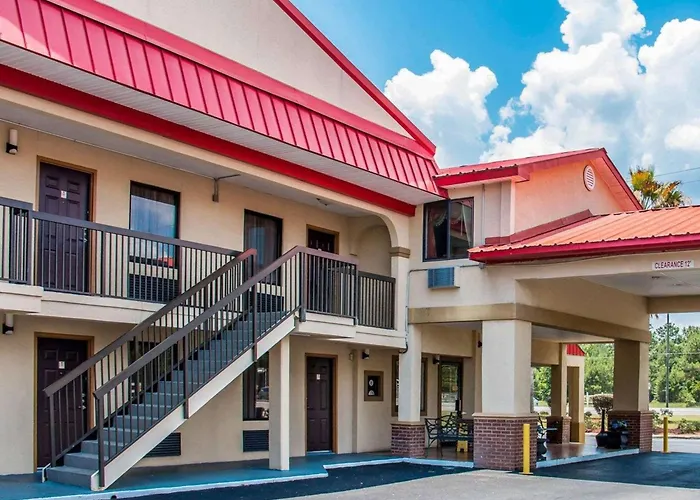 Econo Lodge Richmond Hill