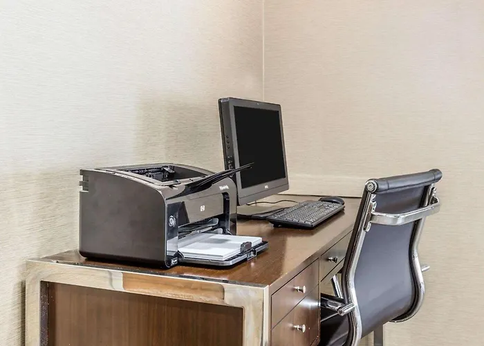 Comfort Suites At Isle Of Palms Connector