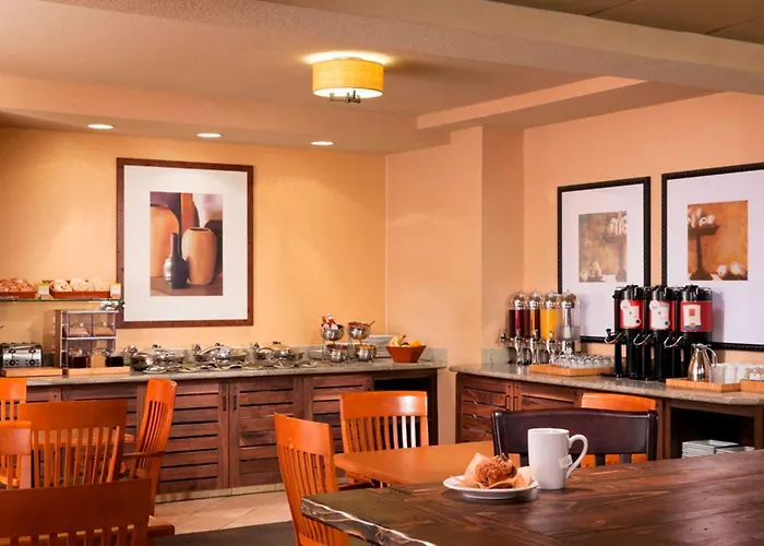 Doubletree By Hilton Vancouver