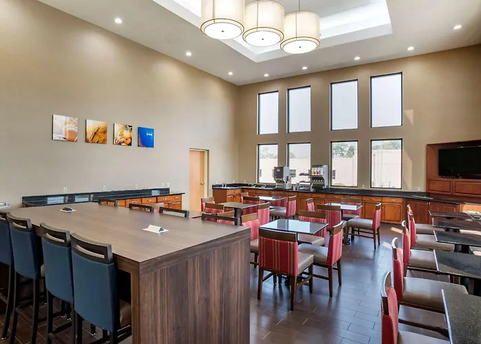 Comfort Suites Hagerstown Southeast