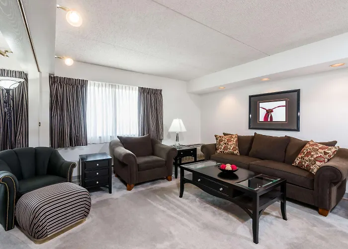 Ramada Plaza By Wyndham Hagerstown