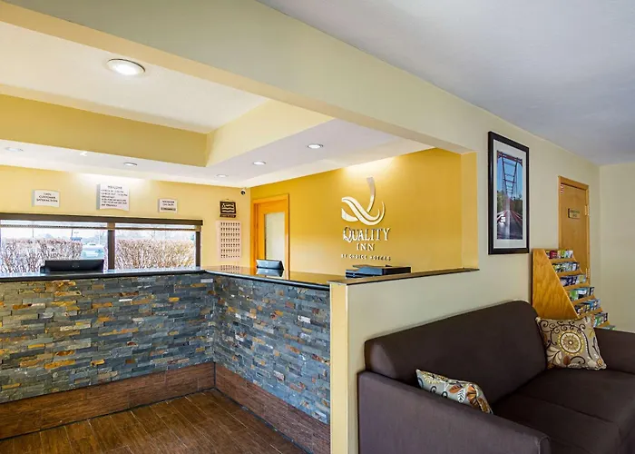 Quality Inn & Suites Greensburg I-74