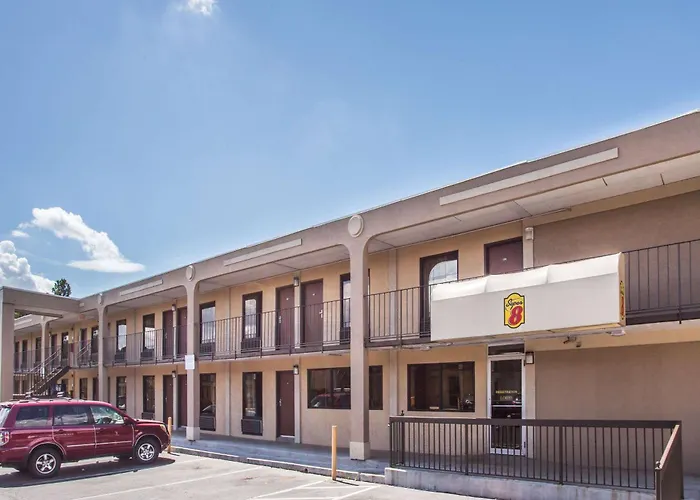 Super 8 By Wyndham Camp Springs/Andrews Afb Dc Area