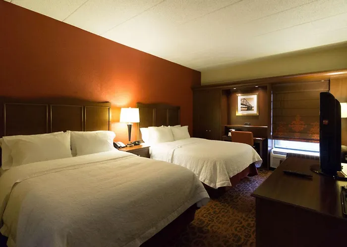 Hampton Inn Columbus-South