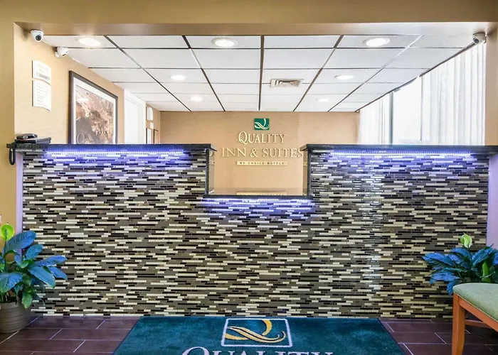 Quality Inn & Suites Horse Cave - Cave City