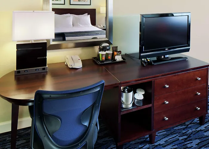 Doubletree By Hilton Norwalk