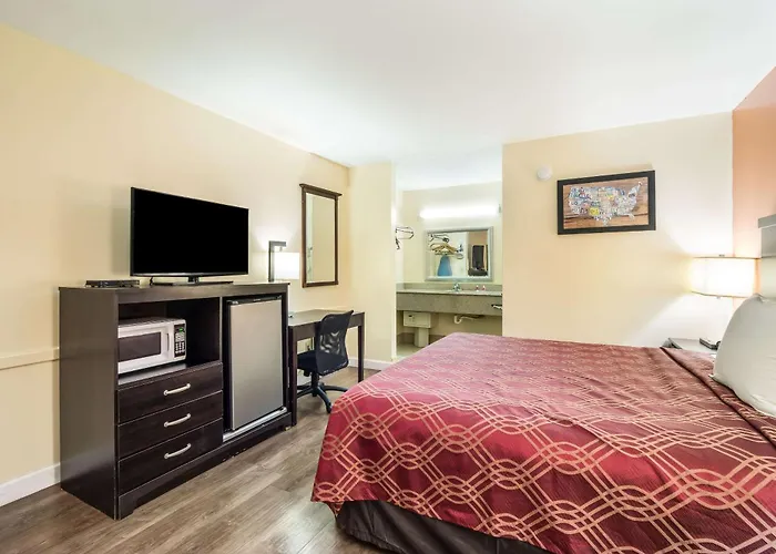 Econo Lodge Santee
