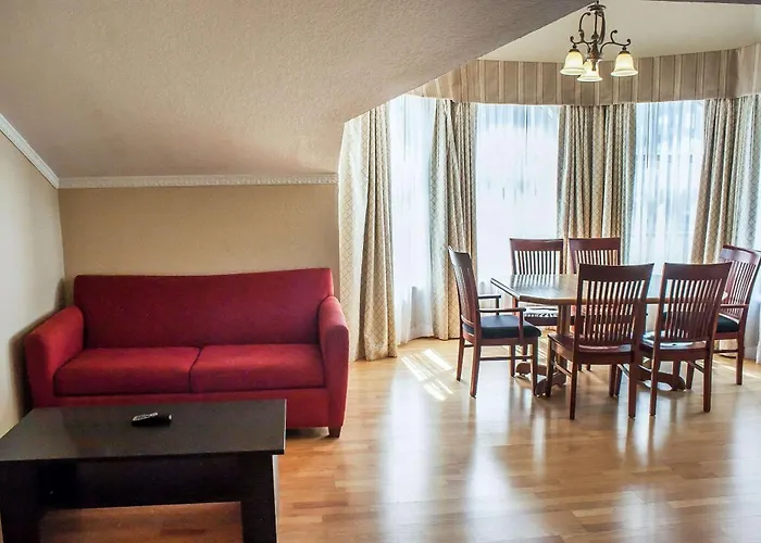 Quality Inn & Suites Fife Seattle