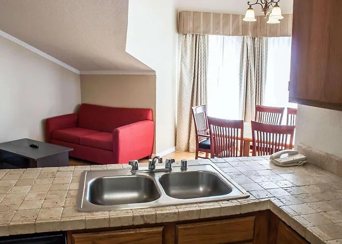 Quality Inn & Suites Fife Seattle